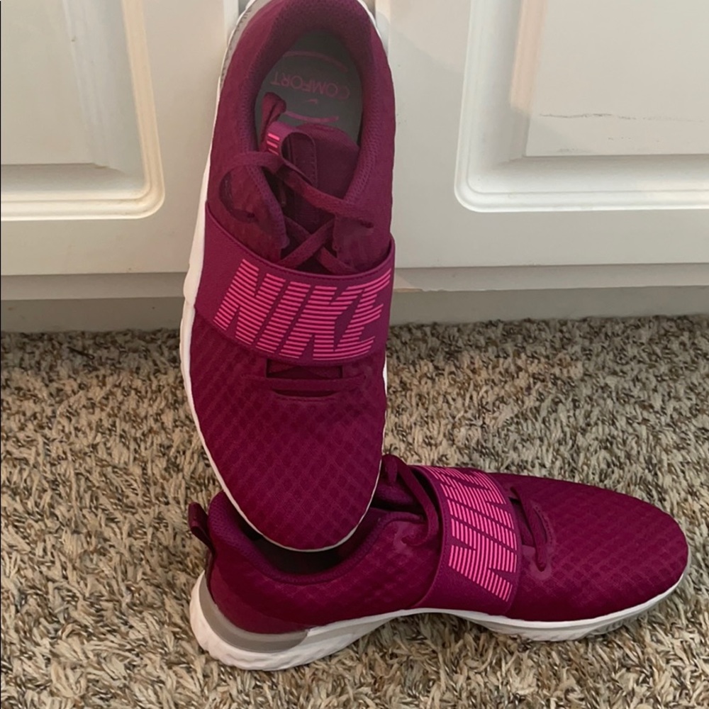 nike renew shoes. never worn